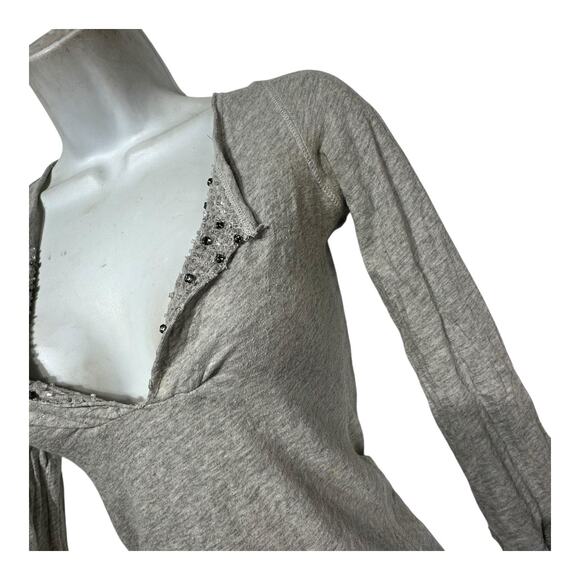 vintage abercrombie fitch y2k grey 3/4 sleeve henley top beaded blouse Size S - Picture 4 of 9